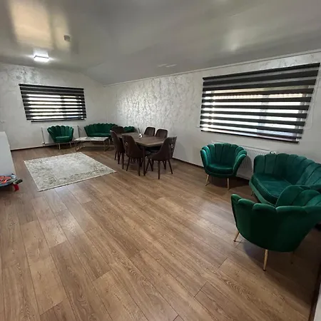 别墅 La Nasu 泰基尔吉奥尔